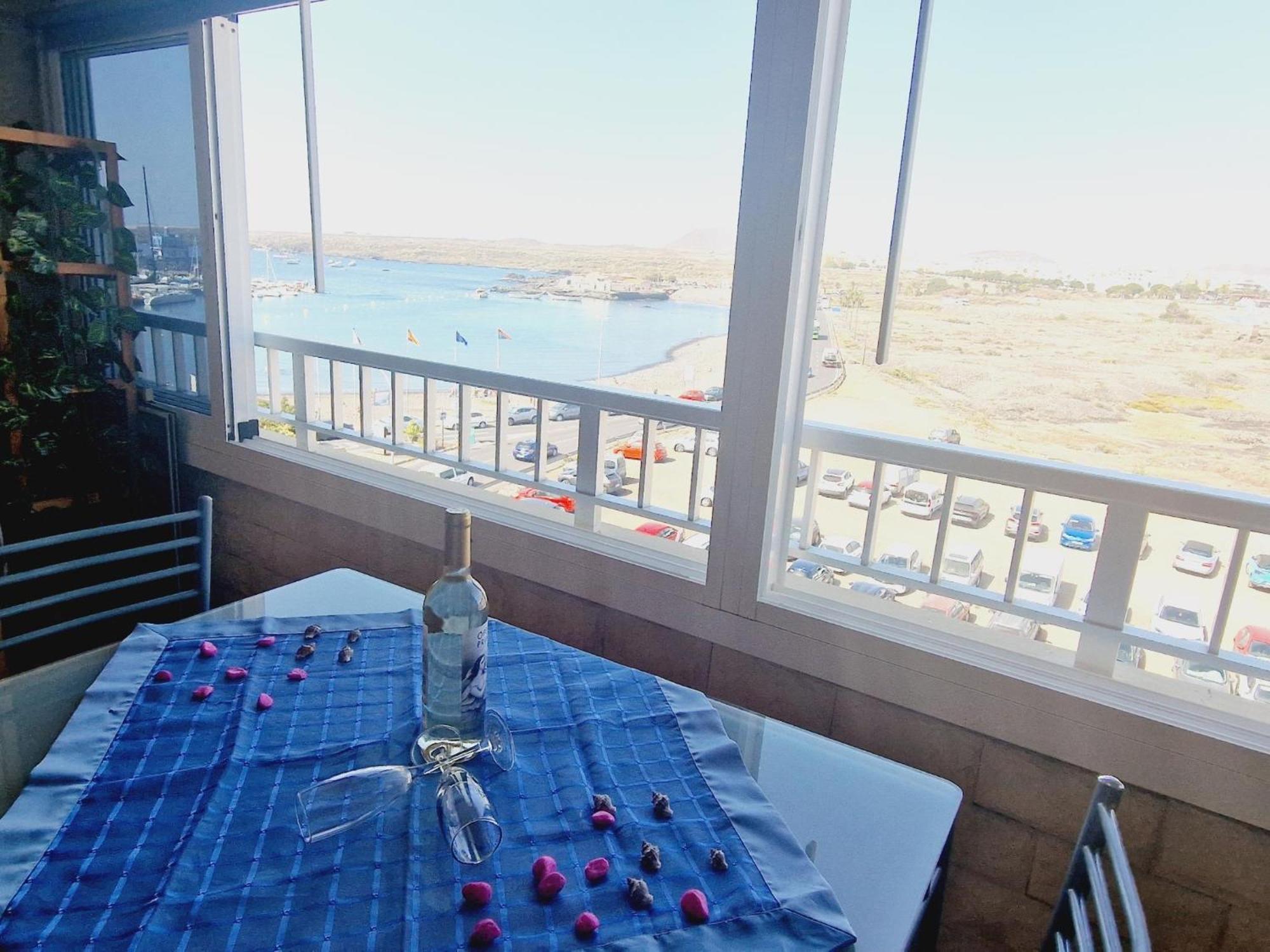 Small Rooftop, Ocean View Arona  Luaran gambar